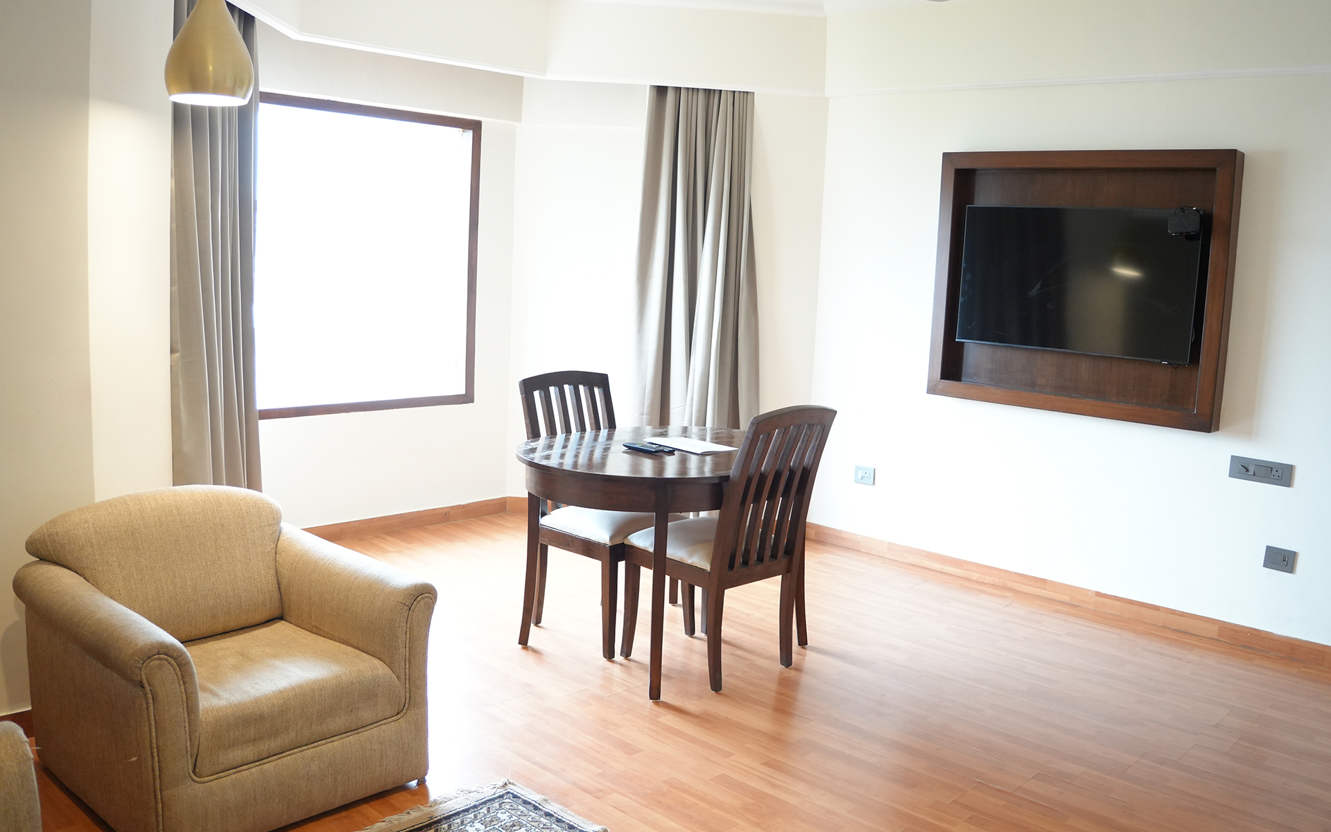 Suite Room 1920x1200 (2)